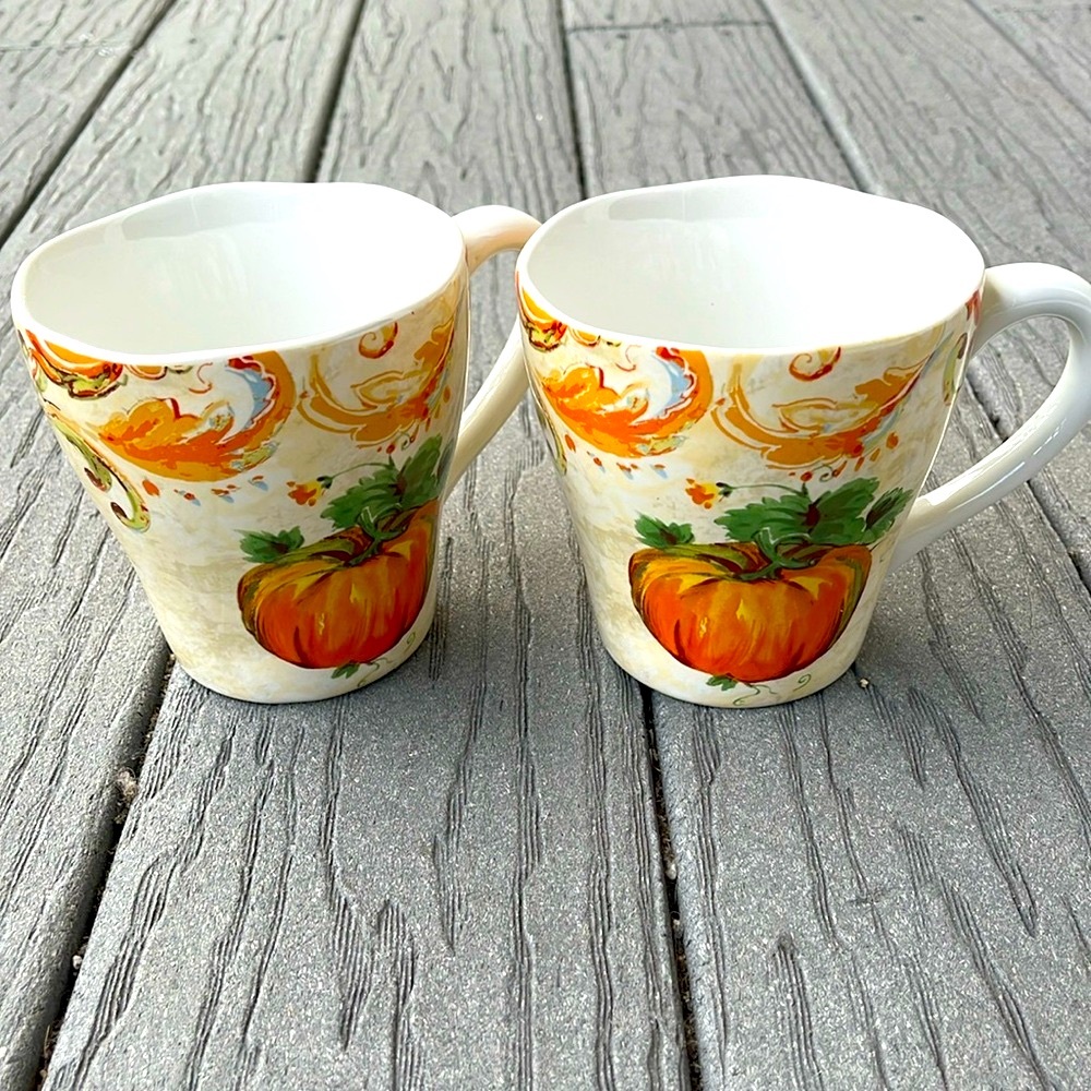 222 Fifth Pumpkins Coffee Tea‎ Mugs Set of 2